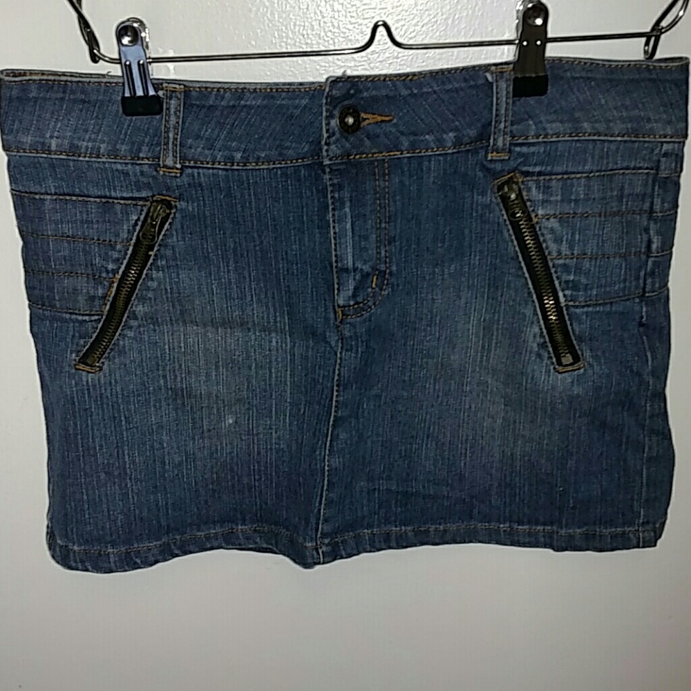 Jean mini skirt